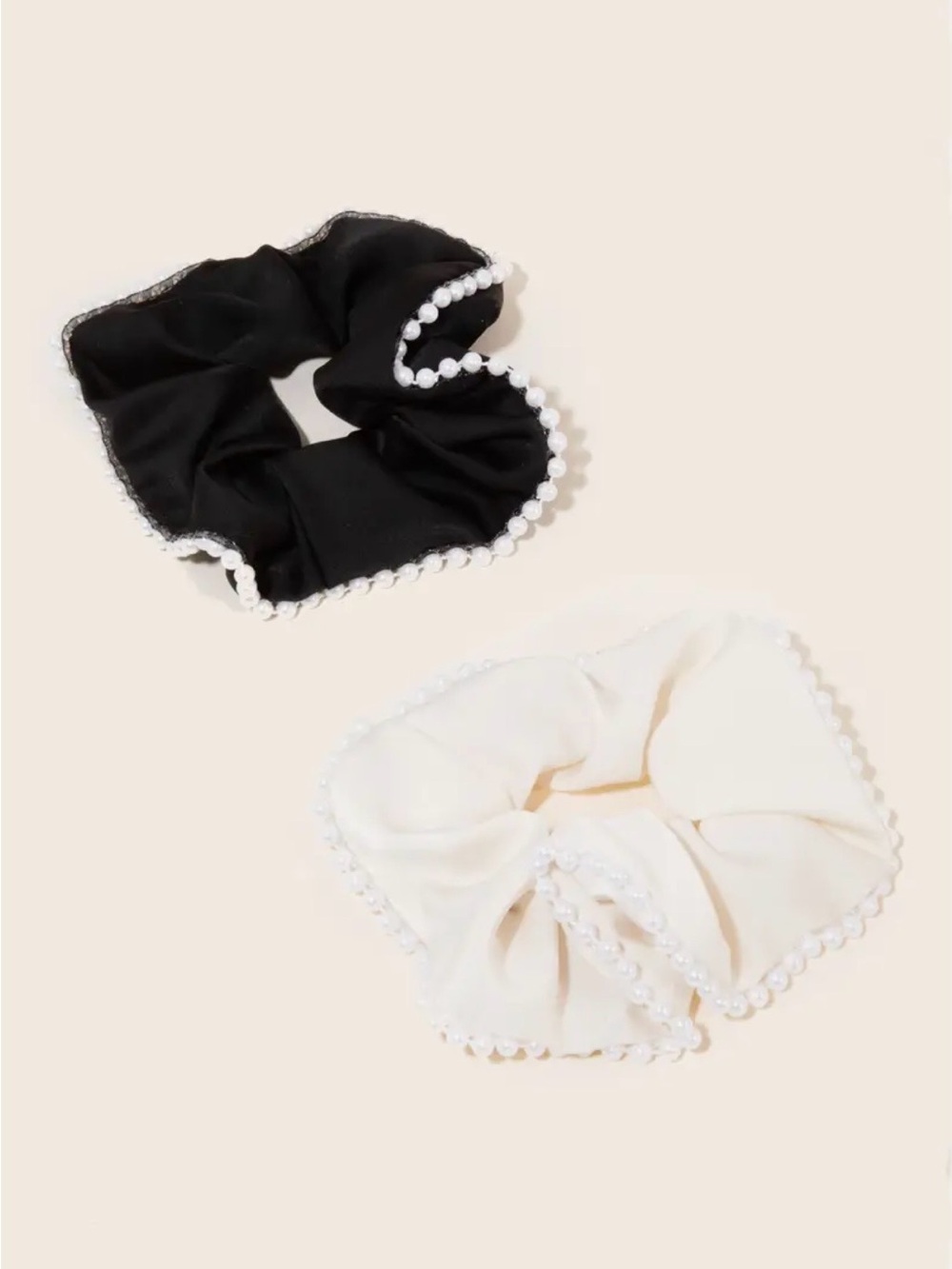 Pearl-Trim Scrunchie Set — Black & Cream
